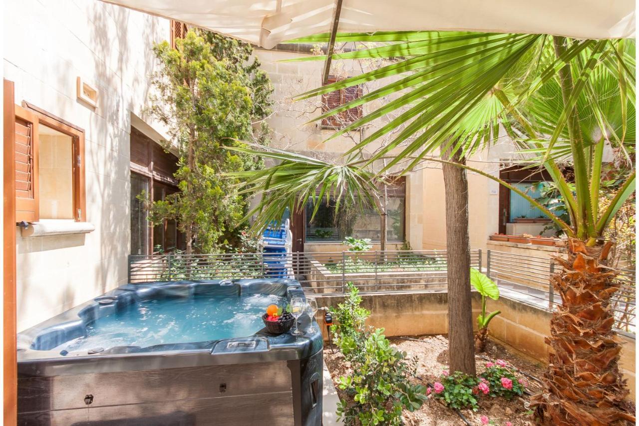 Getaway Npetto Gozitan - Happy
